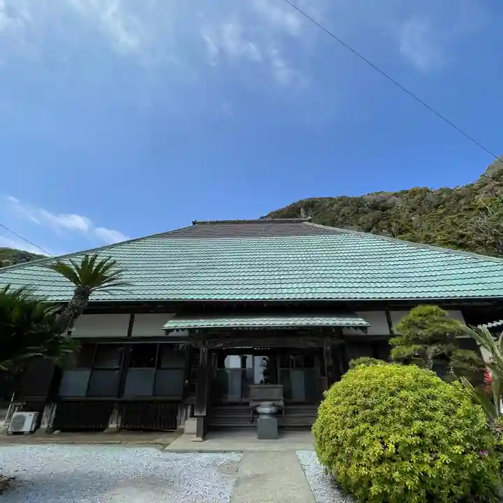 大聖院(高塚不動尊)の本殿・本堂