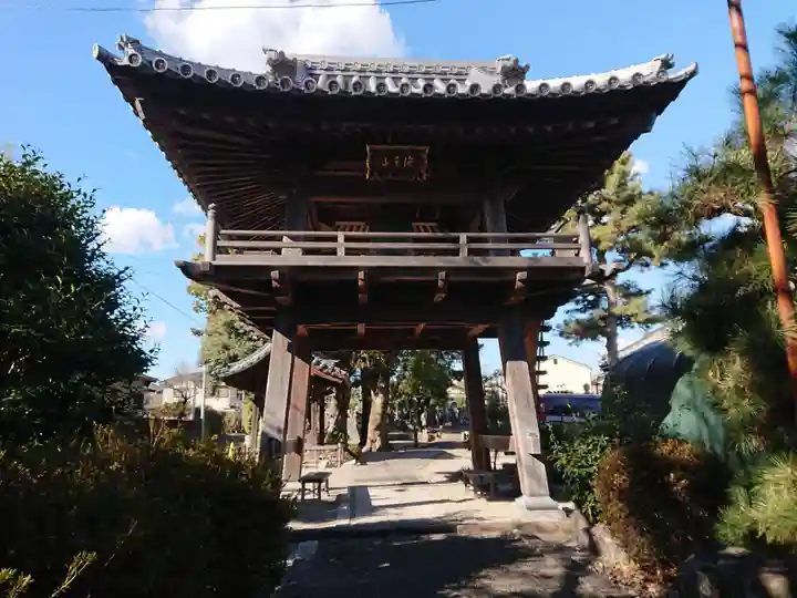 越境寺の山門・神門
