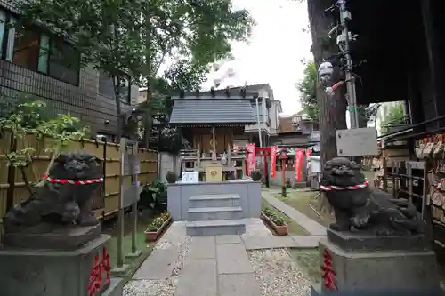 高円寺氷川神社の末社