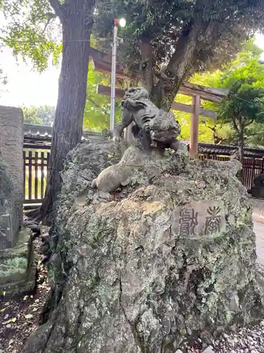 牛嶋神社の狛犬