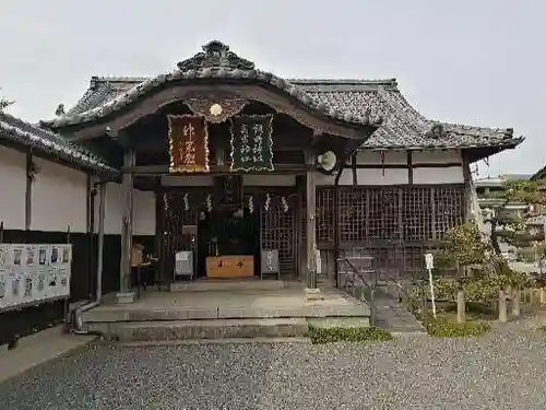 神館飯野高市本多神社の本殿・本堂