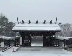 札幌護國神社の山門