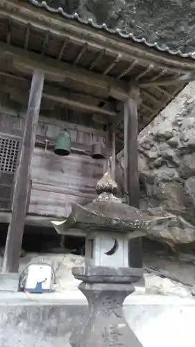 小坂不動尊の本殿・本堂