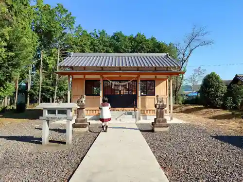 半布神社の本殿