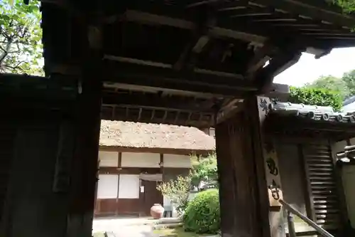 無動寺の山門