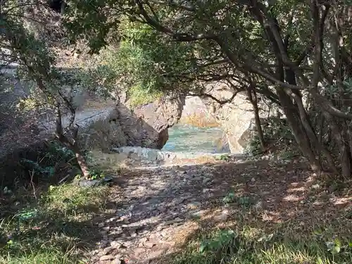 恩山寺奥の院（金磯弁財天）(徳島県)