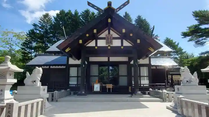 厚真神社の本殿・本堂