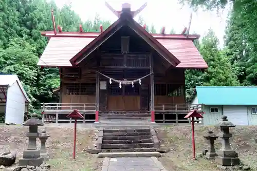 峠下稲荷神社の本殿