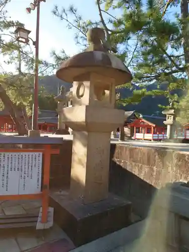 厳島神社の建物その他