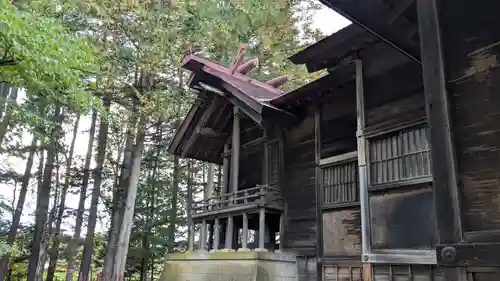 川西神社の本殿・本堂