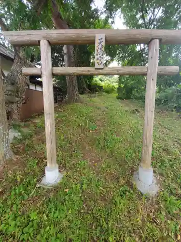 諏訪神社(真田本城跡)の鳥居