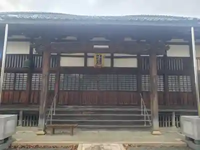 蓮尚寺の本殿・本堂