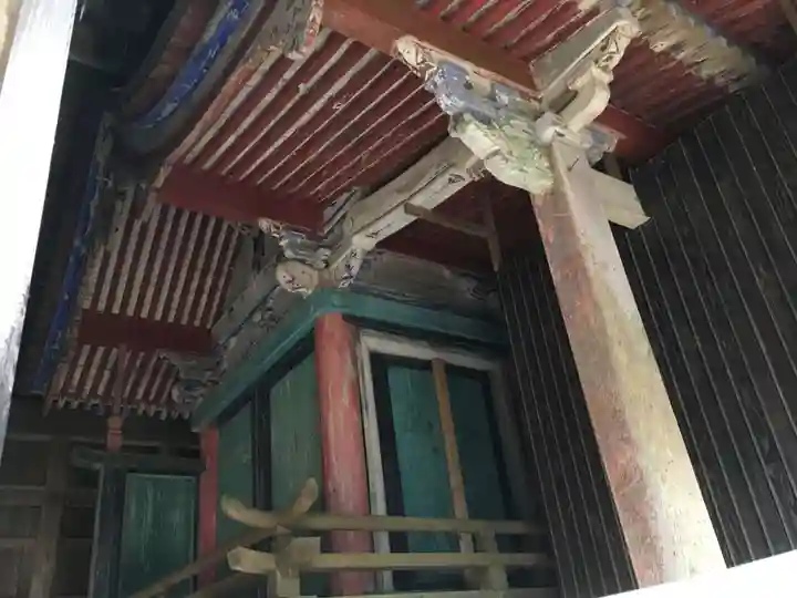興神社の本殿・本堂