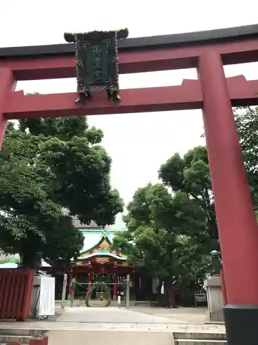 御霊神社の鳥居