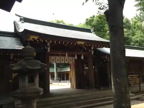 荻窪八幡神社の山門