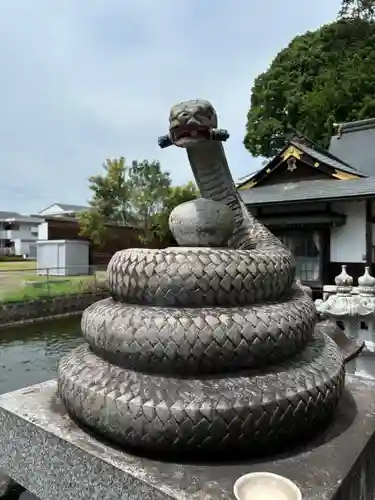 白蛇辨財天(栃木県)