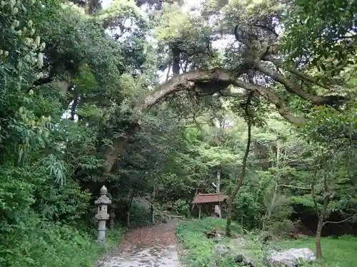 波波伎神社の建物その他