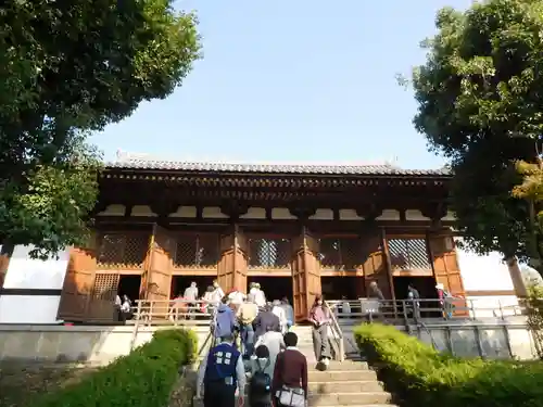 法隆寺の本殿