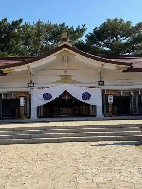 沖縄県護国神社(沖縄県)
