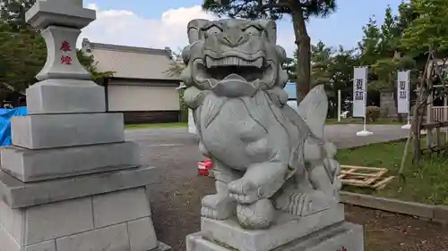 湯倉神社の狛犬