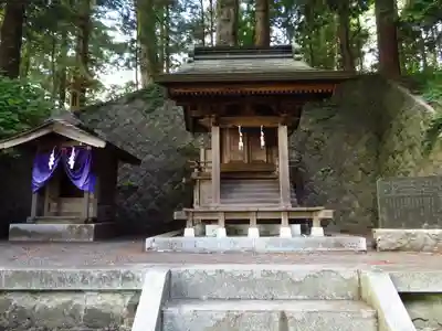 河口浅間神社の末社・摂社