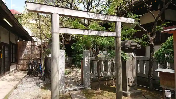 牛天神北野神社の鳥居