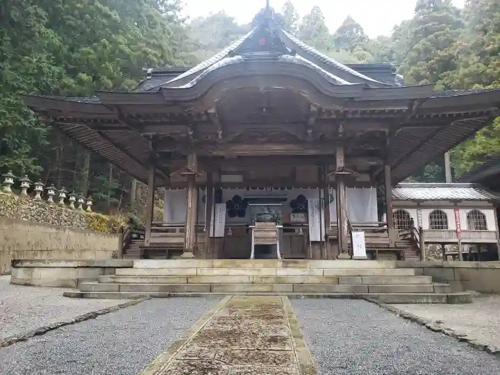甘南美寺の本殿・本堂