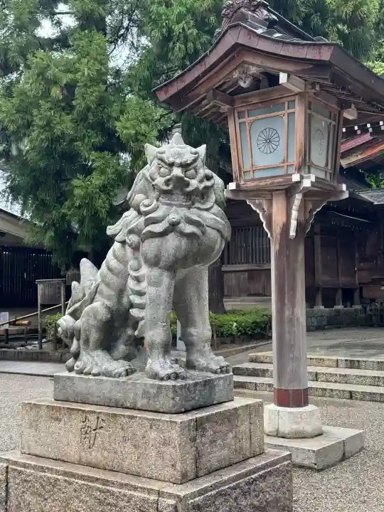 白山比咩神社の{uncategorized: "未分類", other: "その他", undefined: "問題あり", building: "その他建物", grave: "お墓", sacred_gate: "鳥居", guardian: "狛犬", statue: "像", buddha: "仏像", history: "歴史", nature: "自然", garden: "庭園", animal: "動物", pagoda: "塔", temizu: "手水舎", mountain_gate: "山門・神門", sanctuary: "本殿・本堂", subordinate: "末社・摂社", art: "芸術", scenery: "景色", jizo: "地蔵", ema: "絵馬", goshuin: "御朱印", omikuji: "おみくじ", items: "授与品その他", amulet: "お守り", goshuincho: "御朱印帳", eats: "食事", festival: "お祭り", votive_dance: "神楽", shichigosan: "七五三参", wedding: "結婚式", experience: "体験その他", initially: "初詣", around: "周辺", anti_infection: "感染症対策"}