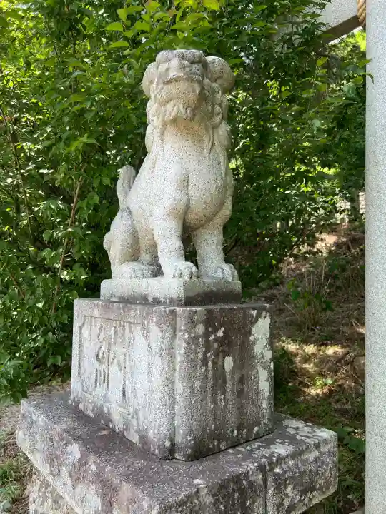 八椚天満宮の狛犬