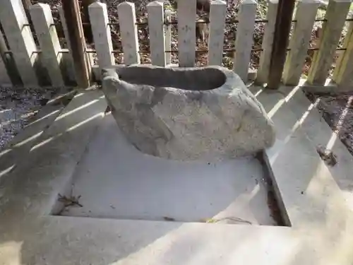 久米御縣神社の手水舎