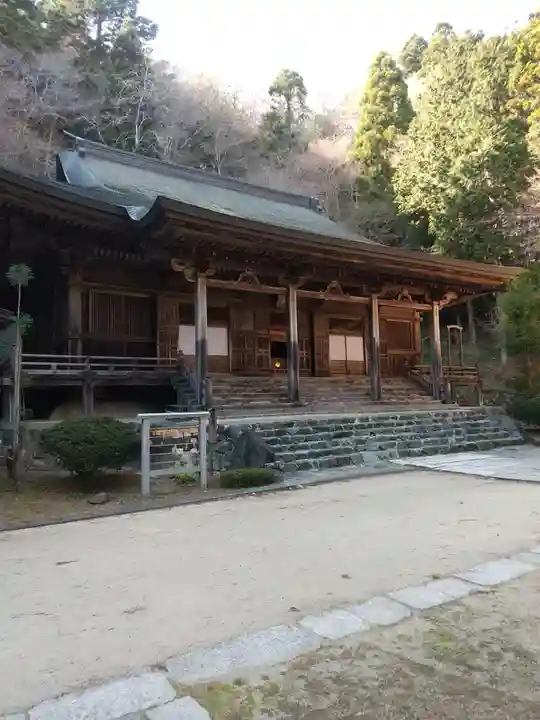 赤井嶽薬師 常福寺の本殿・本堂