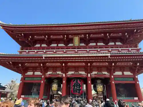 浅草寺の{uncategorized: "未分類", other: "その他", undefined: "問題あり", building: "その他建物", grave: "お墓", sacred_gate: "鳥居", guardian: "狛犬", statue: "像", buddha: "仏像", history: "歴史", nature: "自然", garden: "庭園", animal: "動物", pagoda: "塔", temizu: "手水舎", mountain_gate: "山門・神門", sanctuary: "本殿・本堂", subordinate: "末社・摂社", art: "芸術", scenery: "景色", jizo: "地蔵", ema: "絵馬", goshuin: "御朱印", omikuji: "おみくじ", items: "授与品その他", amulet: "お守り", goshuincho: "御朱印帳", eats: "食事", festival: "お祭り", votive_dance: "神楽", shichigosan: "七五三参", wedding: "結婚式", experience: "体験その他", initially: "初詣", around: "周辺", anti_infection: "感染症対策"}