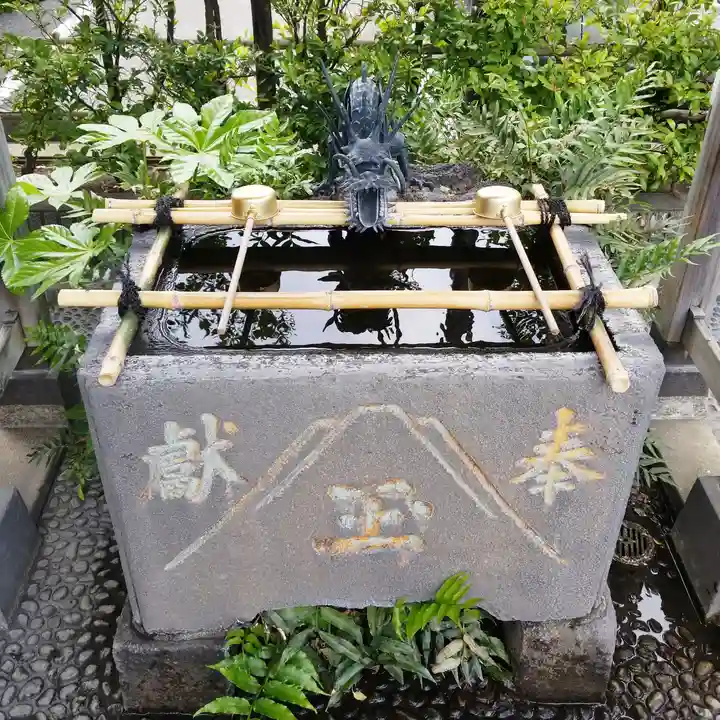 亀戸浅間神社の手水舎