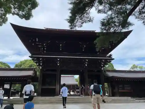明治神宮の山門・神門