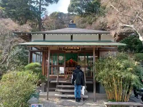長谷寺の{uncategorized: "未分類", other: "その他", undefined: "問題あり", building: "その他建物", grave: "お墓", sacred_gate: "鳥居", guardian: "狛犬", statue: "像", buddha: "仏像", history: "歴史", nature: "自然", garden: "庭園", animal: "動物", pagoda: "塔", temizu: "手水舎", mountain_gate: "山門・神門", sanctuary: "本殿・本堂", subordinate: "末社・摂社", art: "芸術", scenery: "景色", jizo: "地蔵", ema: "絵馬", goshuin: "御朱印", omikuji: "おみくじ", items: "授与品その他", amulet: "お守り", goshuincho: "御朱印帳", eats: "食事", festival: "お祭り", votive_dance: "神楽", shichigosan: "七五三参", wedding: "結婚式", experience: "体験その他", initially: "初詣", around: "周辺", anti_infection: "感染症対策"}