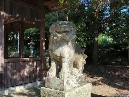 八幡神社の狛犬