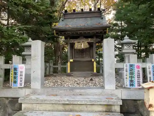 當麻神社の末社