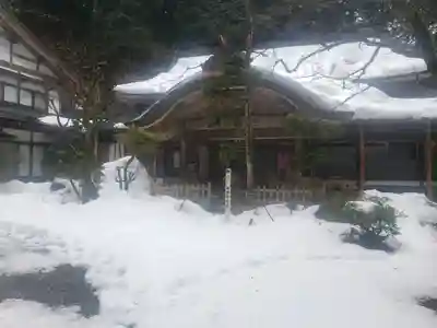 横蔵寺の本殿・本堂
