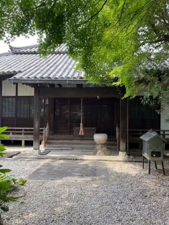 教興寺の本殿・本堂