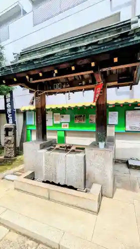 吉原神社の手水舎