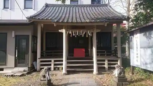 蠣崎神社の本殿