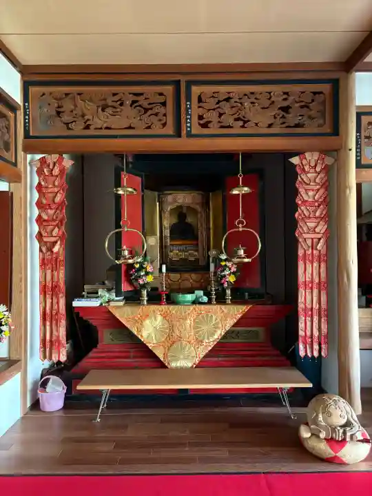 鷲峰寺の{uncategorized: "未分類", other: "その他", undefined: "問題あり", building: "その他建物", grave: "お墓", sacred_gate: "鳥居", guardian: "狛犬", statue: "像", buddha: "仏像", history: "歴史", nature: "自然", garden: "庭園", animal: "動物", pagoda: "塔", temizu: "手水舎", mountain_gate: "山門・神門", sanctuary: "本殿・本堂", subordinate: "末社・摂社", art: "芸術", scenery: "景色", jizo: "地蔵", ema: "絵馬", goshuin: "御朱印", omikuji: "おみくじ", items: "授与品その他", amulet: "お守り", goshuincho: "御朱印帳", eats: "食事", festival: "お祭り", votive_dance: "神楽", shichigosan: "七五三参", wedding: "結婚式", experience: "体験その他", initially: "初詣", around: "周辺", anti_infection: "感染症対策"}