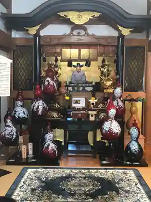 太閤山常泉寺の像