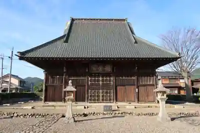 国分寺の本殿・本堂