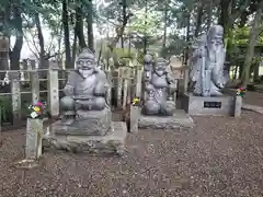 御沢神社の像