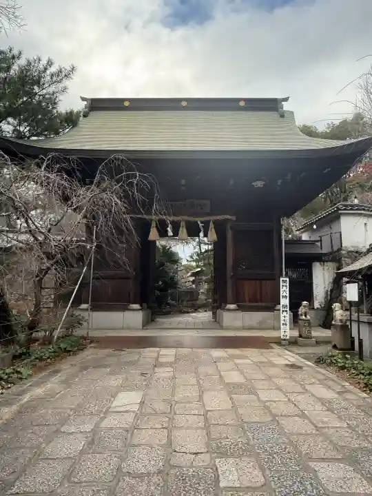 小倉祇園八坂神社の{uncategorized: "未分類", other: "その他", undefined: "問題あり", building: "その他建物", grave: "お墓", sacred_gate: "鳥居", guardian: "狛犬", statue: "像", buddha: "仏像", history: "歴史", nature: "自然", garden: "庭園", animal: "動物", pagoda: "塔", temizu: "手水舎", mountain_gate: "山門・神門", sanctuary: "本殿・本堂", subordinate: "末社・摂社", art: "芸術", scenery: "景色", jizo: "地蔵", ema: "絵馬", goshuin: "御朱印", omikuji: "おみくじ", items: "授与品その他", amulet: "お守り", goshuincho: "御朱印帳", eats: "食事", festival: "お祭り", votive_dance: "神楽", shichigosan: "七五三参", wedding: "結婚式", experience: "体験その他", initially: "初詣", around: "周辺", anti_infection: "感染症対策"}