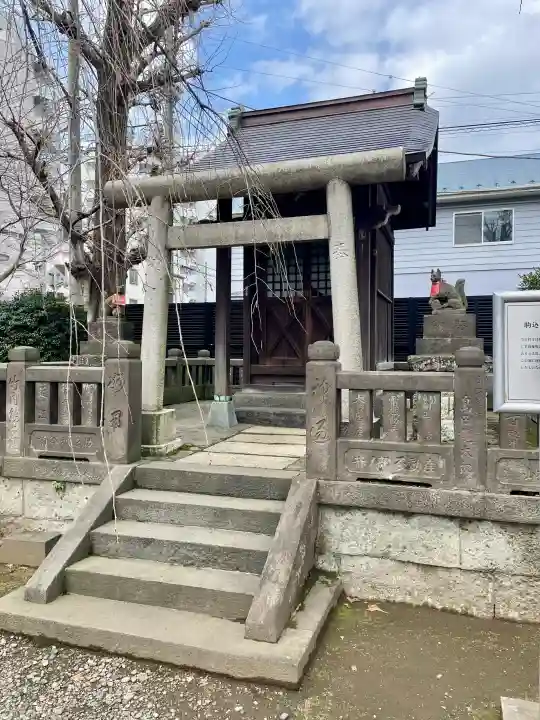 茗荷稲荷神社の{uncategorized: "未分類", other: "その他", undefined: "問題あり", building: "その他建物", grave: "お墓", sacred_gate: "鳥居", guardian: "狛犬", statue: "像", buddha: "仏像", history: "歴史", nature: "自然", garden: "庭園", animal: "動物", pagoda: "塔", temizu: "手水舎", mountain_gate: "山門・神門", sanctuary: "本殿・本堂", subordinate: "末社・摂社", art: "芸術", scenery: "景色", jizo: "地蔵", ema: "絵馬", goshuin: "御朱印", omikuji: "おみくじ", items: "授与品その他", amulet: "お守り", goshuincho: "御朱印帳", eats: "食事", festival: "お祭り", votive_dance: "神楽", shichigosan: "七五三参", wedding: "結婚式", experience: "体験その他", initially: "初詣", around: "周辺", anti_infection: "感染症対策"}