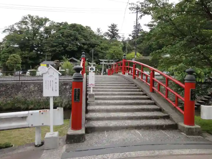 玉作湯神社の周辺