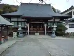 長源寺の本殿