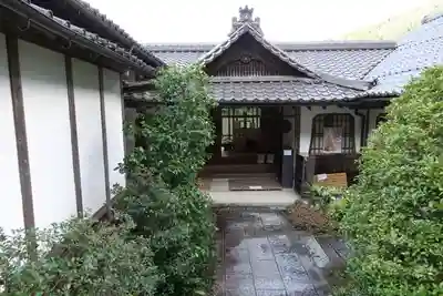 実光院の本殿・本堂